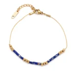 Βραχιόλι από επιχρυσωμένο ατσάλι και ορυκτές πέτρες lapis lazuli