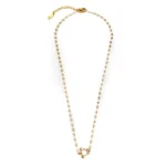 Κολιέ επιχρυσωμένη αλυσίδα με λευκές πέρλες και διακοσμητικό επιχρυσωμένο χελωνάκι