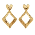 Σκουλαρίκια από επιχρυσωμένο σφυρήλατο ατσάλι σε σχήμα ρόμβου