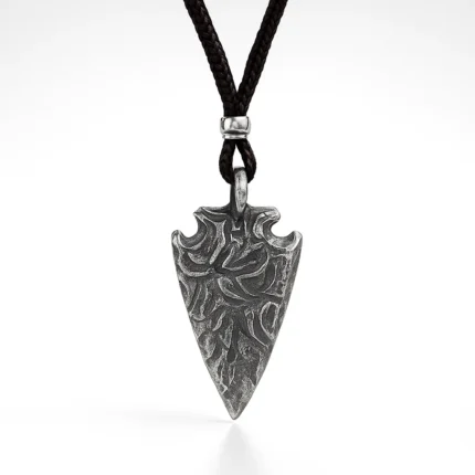 Δόρυ με ανάγλυφα σχέδια