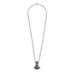 Μενταγιόν με κέλτικό σφυρί και σχέδια με νεκροκεφαλή και κόκκινο ζιρκόν