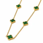 Αλυσίδα κολιέ με διακοσμητικά Lucky Clovers από επιχρυσωμένο ατσάλι και επικάλυψη επιφάνειας με σχέδιο Μαλαχίτη - Image 2
