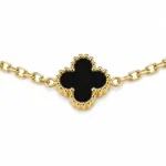 Αλυσίδα χεριού με διακοσμητικά Lucky Clovers από επιχρυσωμένο ατσάλι και επικάλυψη επιφάνειας με σχέδιο Black Onyx - Image 3